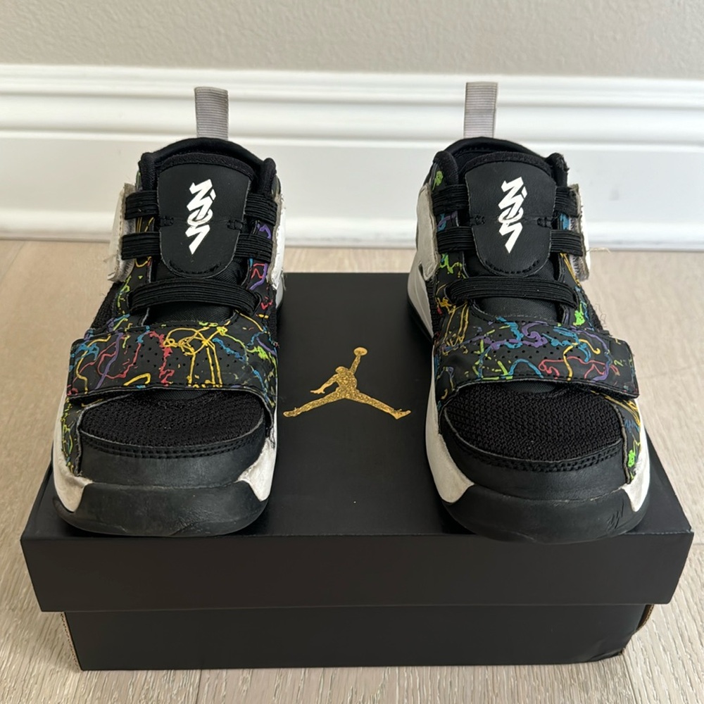 Nike Kids Jordan Zion size 12c